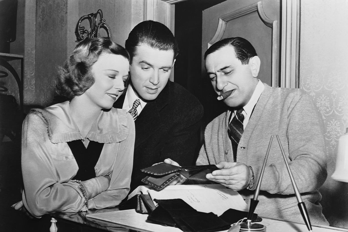 the shop around the corner BTS 1200x800