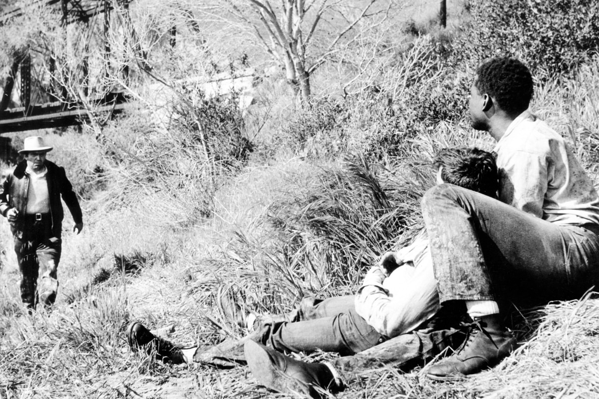 Theodore Bikel in The Defiant Ones 2 1200x800